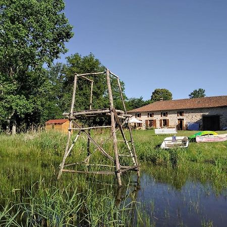 Bed and Breakfast La Tribu De Lavaud Saint-Quentin-sur-Charente Екстер'єр фото