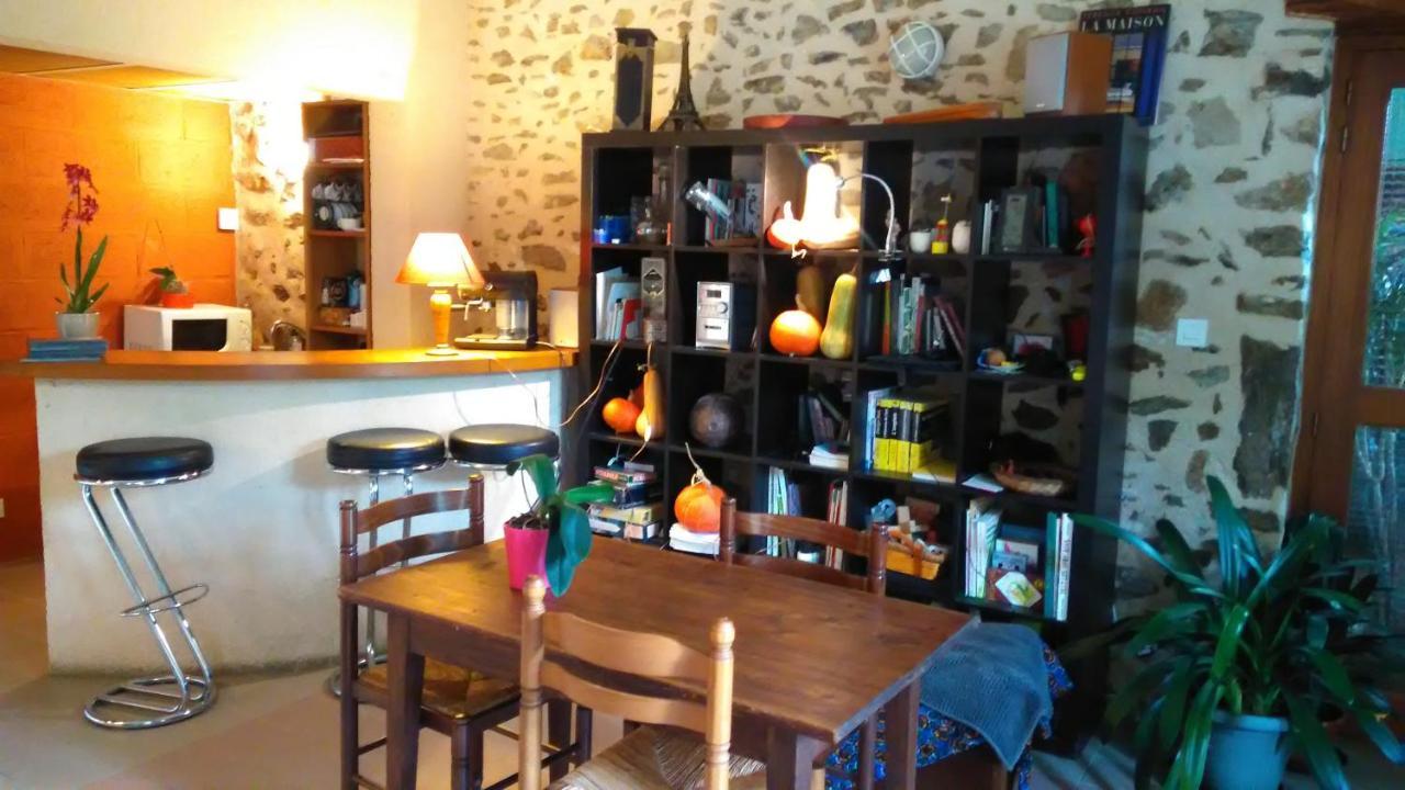 Bed and Breakfast La Tribu De Lavaud Saint-Quentin-sur-Charente Екстер'єр фото