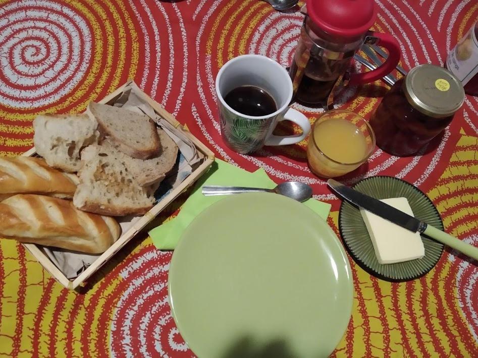 Bed and Breakfast La Tribu De Lavaud Saint-Quentin-sur-Charente Екстер'єр фото